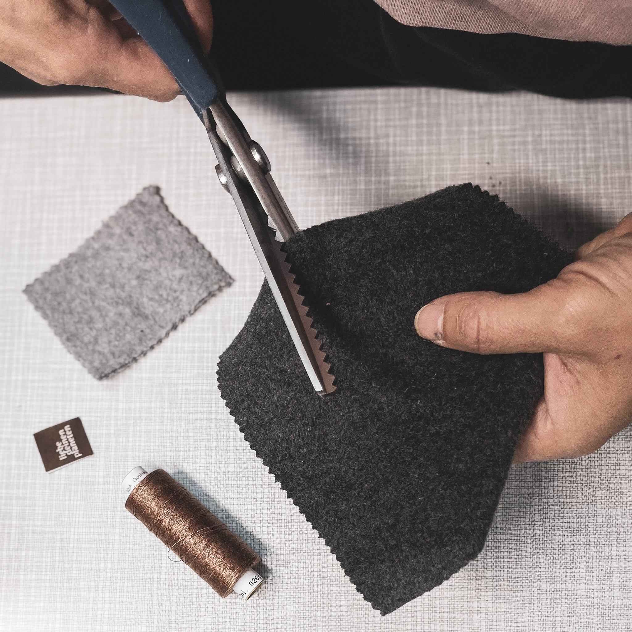 Loopeanie 2in1 Mütze & Schlauchschal | Bio-Baumwolle anthrazit