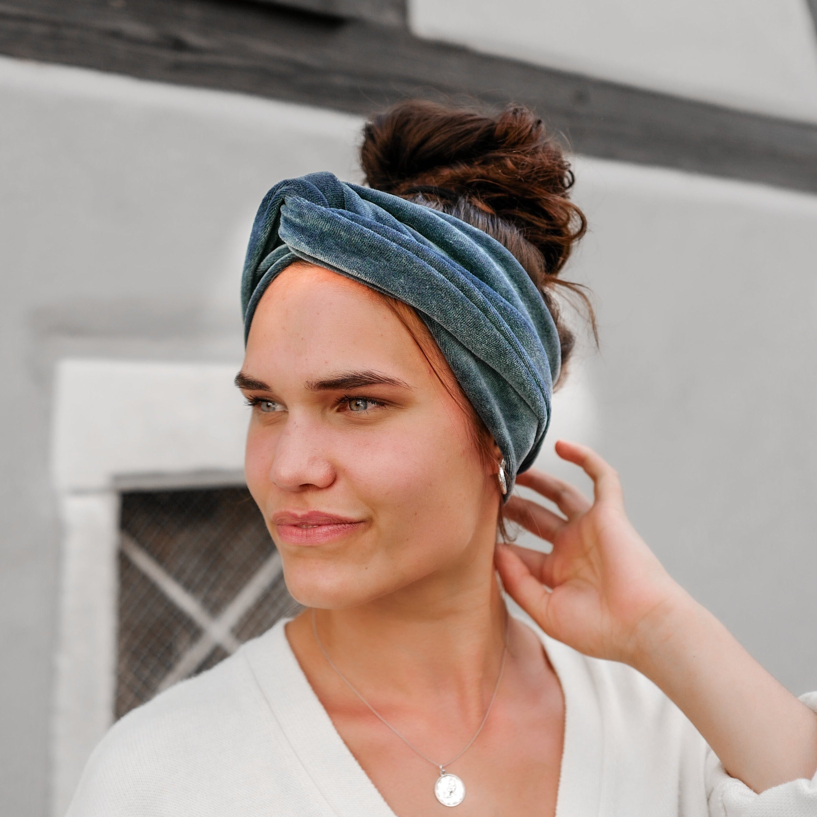 Langes Samtband Bardot